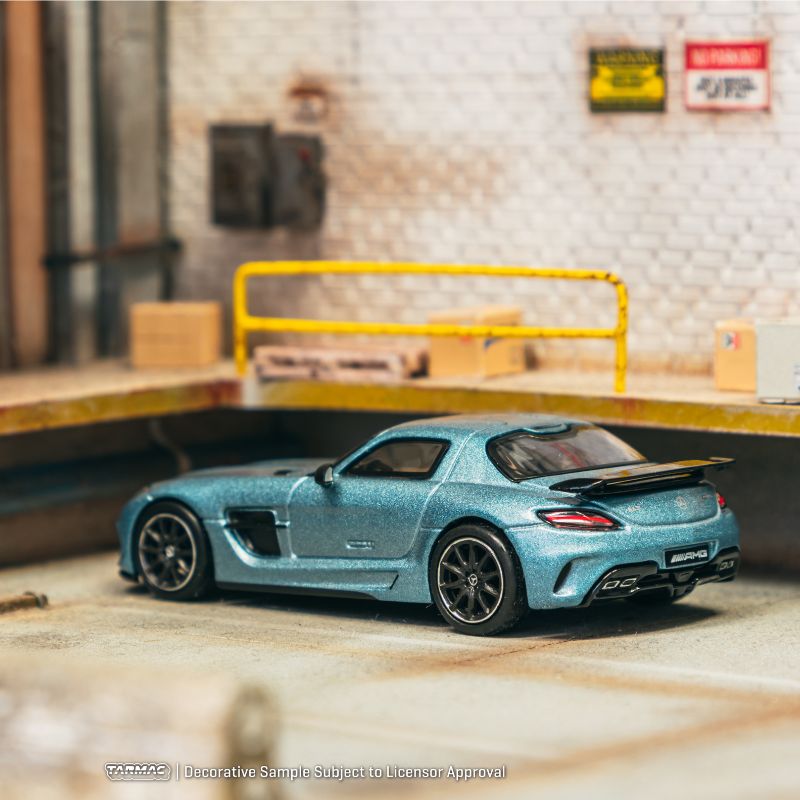 Tarmac Works 1.64 Mercedes-Benz SLS AMG Coupé Black Series Azul Mate