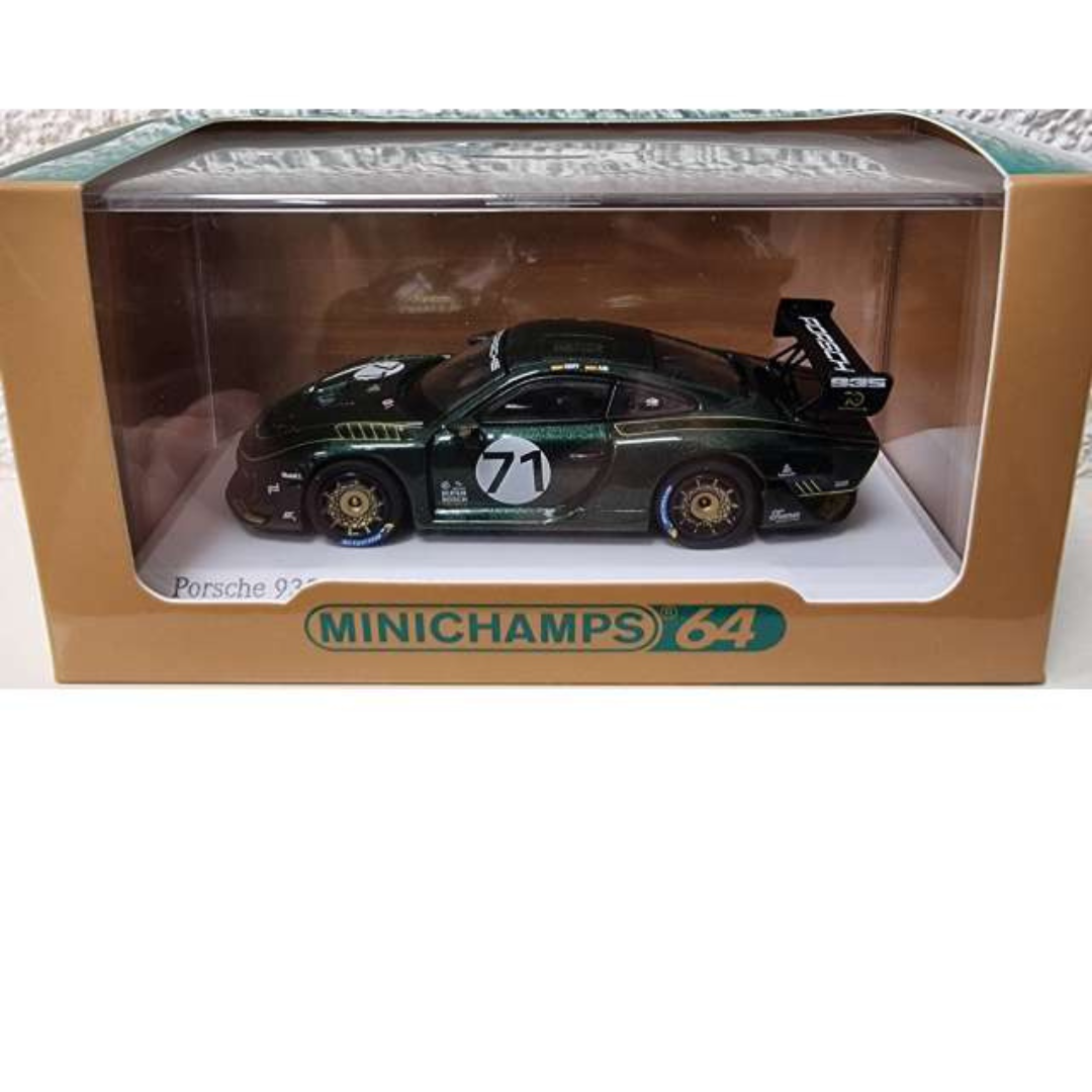 Para64 * LIMITADO A 2496 PIEZAS * Porsche 935 /19 (2018) #71 Tenner Racing (Verde) Minichamps 1/64