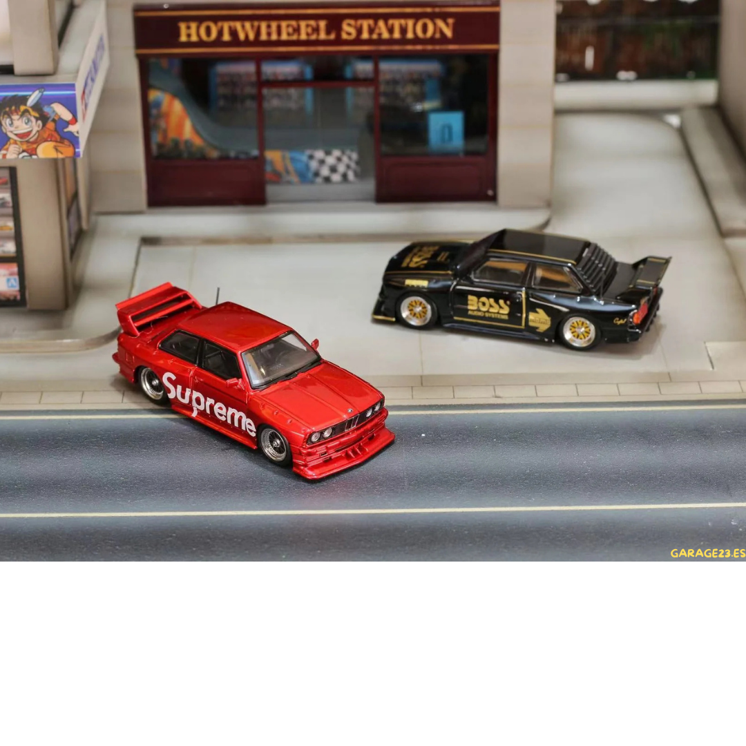 Street Weapon BMW E30 *Supreme* red 1/64