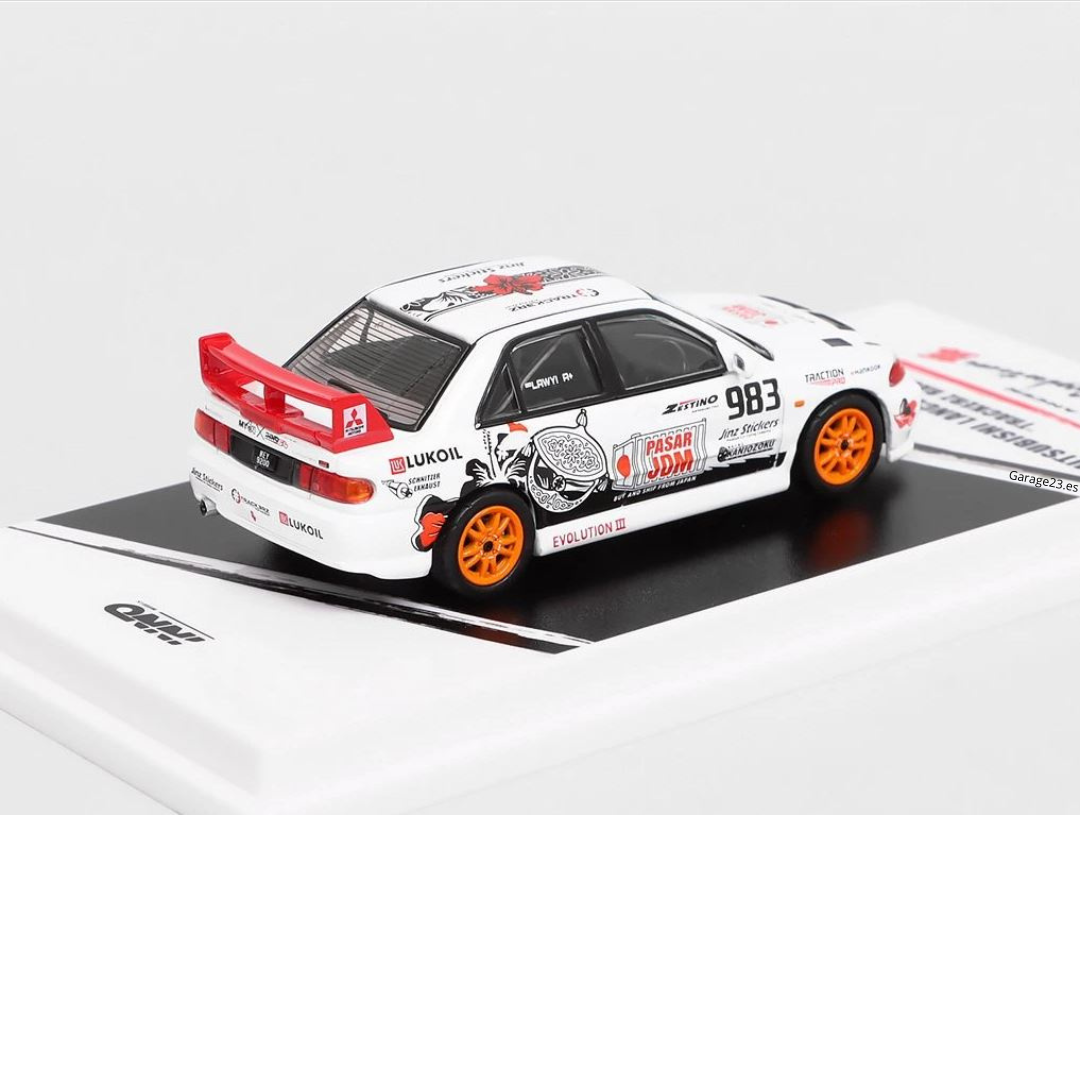 Inno64 Mitsubishi Lancer EVO III #983 Trackerz Racing Malaysia *** Pieza Exclusiva de Salón Malasia ***
