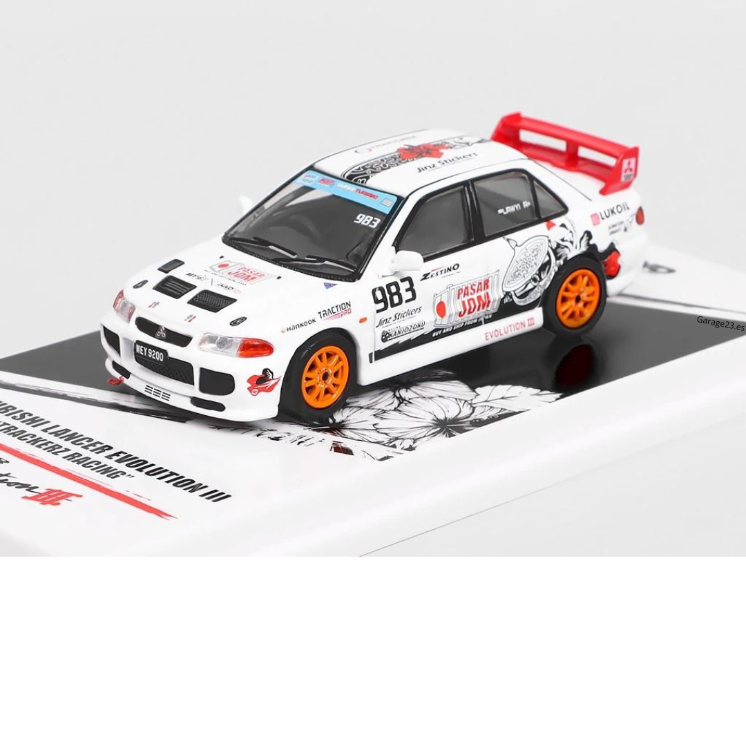 Inno64 Mitsubishi Lancer EVO III #983 Trackerz Racing Malaysia *** Pieza Exclusiva de Salón Malasia ***