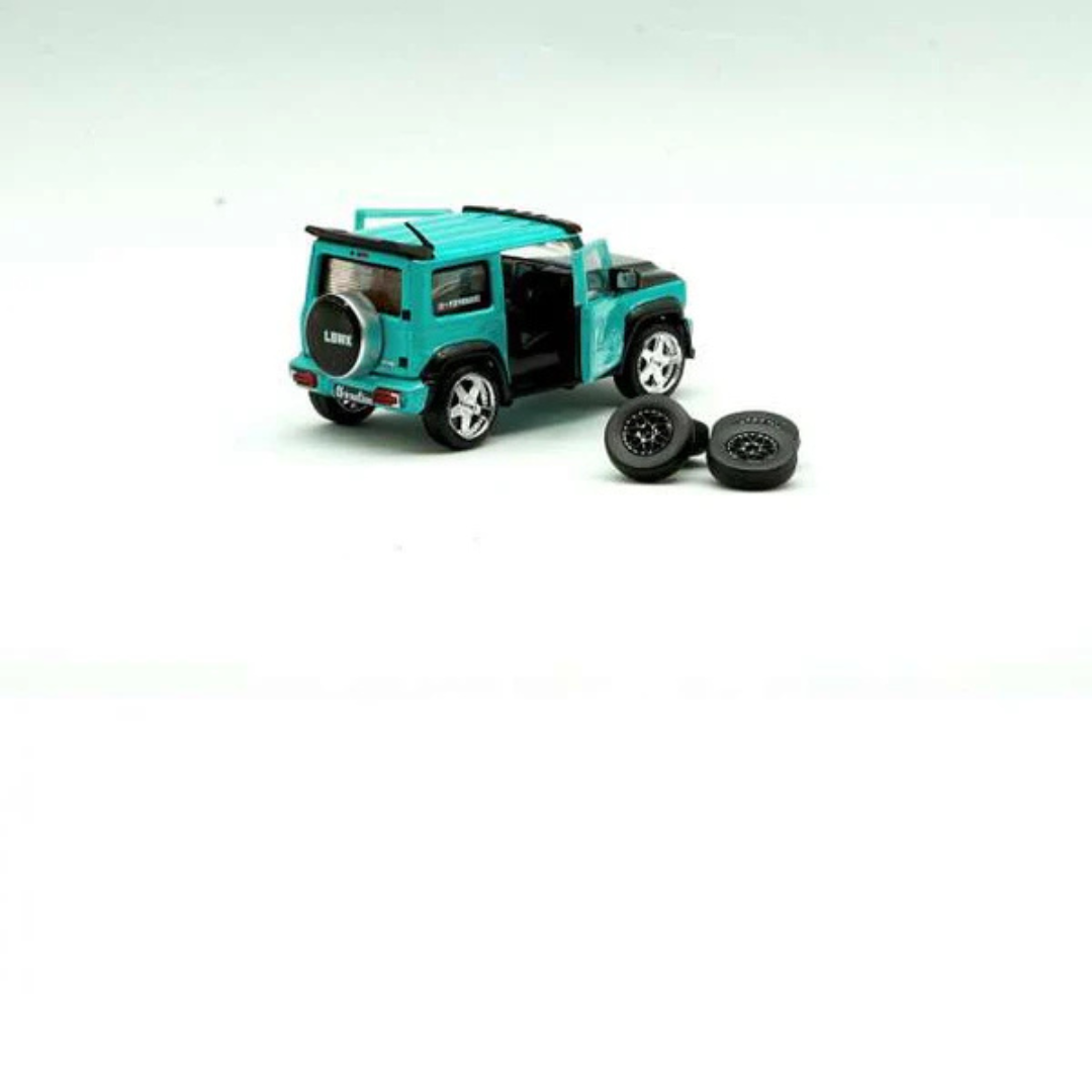 BM Creations LB Works Suzuki Jimny LHD, glitter Verde ***CON RUEDAS DE REPUESTO