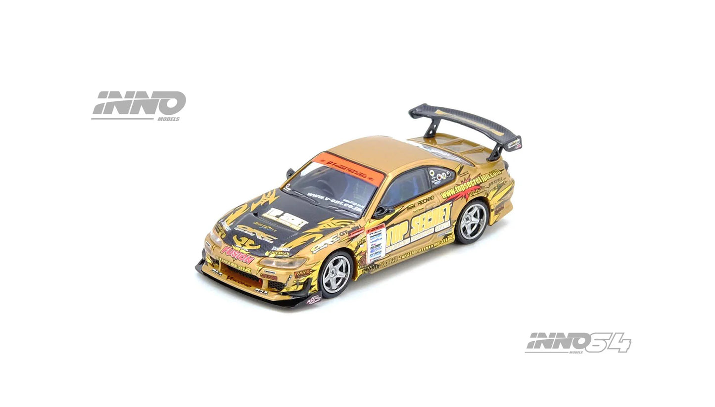 *** PREORDER *** LLEGADA APROX FINALES 2026 ** PUEDE SUFRIR RETRASOS *** INNO64 2004 TOP SECRET Silvia S15 D1 Grand Prix Series Champion Gold