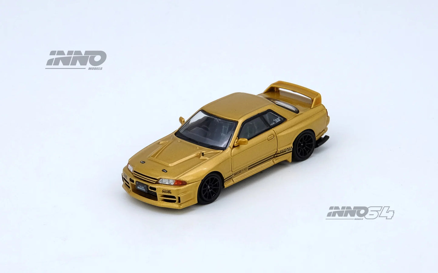 Inno64 Top Secret Nissan Skyline GTR R32 BNR32 Gold 650R