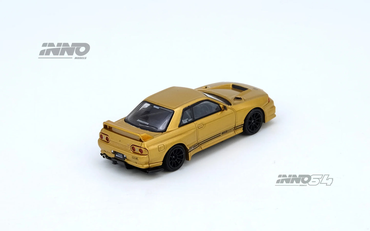 Inno64 Top Secret Nissan Skyline GTR R32 BNR32 Gold 650R