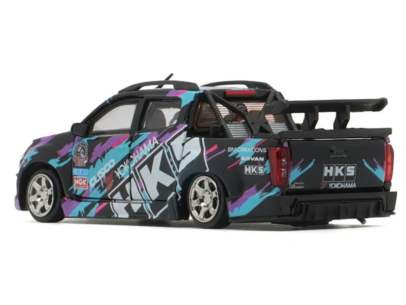 BM Creations - Isuzu DMax 2018 -Low Rider HKS  *Modelo exclusivo de la TDE Thailand Diecast Expo 2025* 1.64