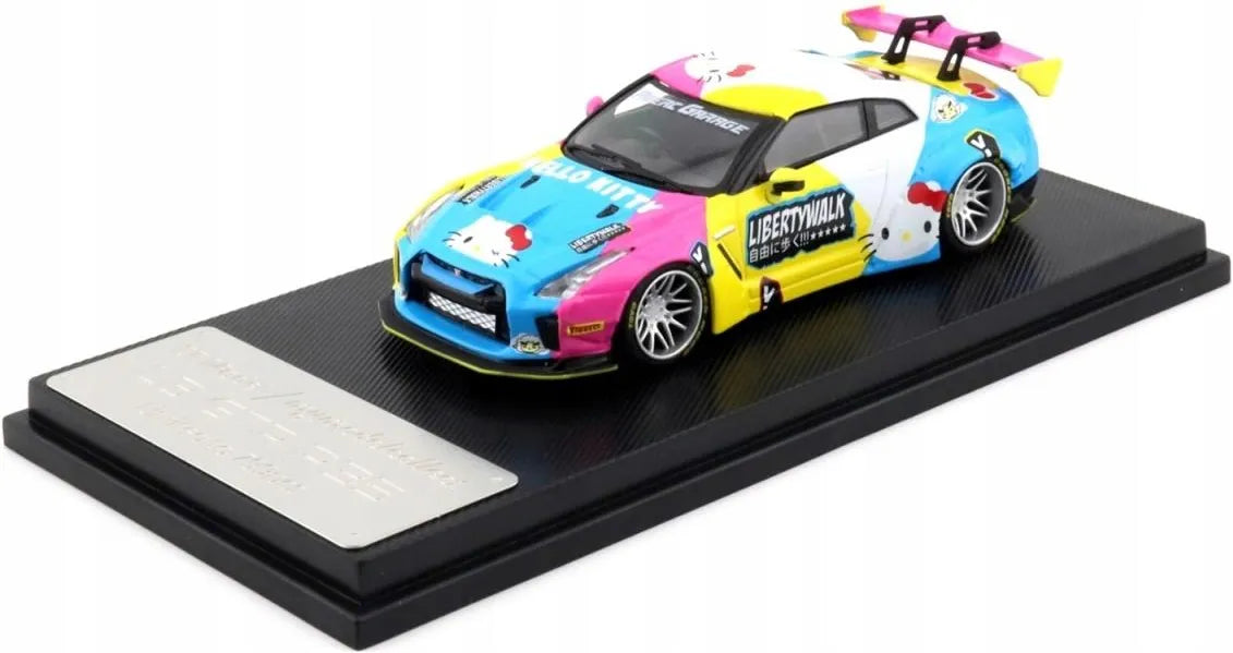My Model Collect Nissan GTR R35 HELLO KITTY LBWK *** Pieza limitada a 799 Unidades