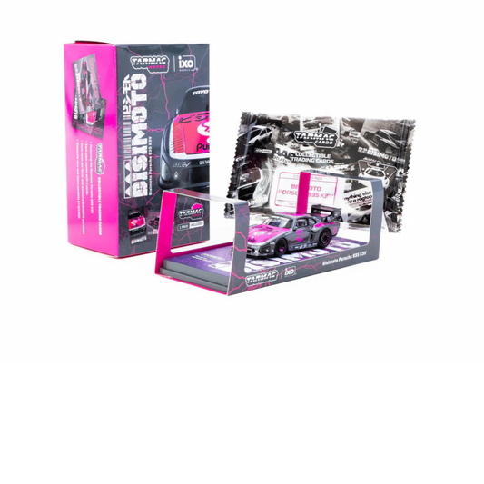Tarmac 1/64 Bisimoto Porsche 935 K3V Grey/Pink Incluye Pack de Coche a escala + 2 Cartas