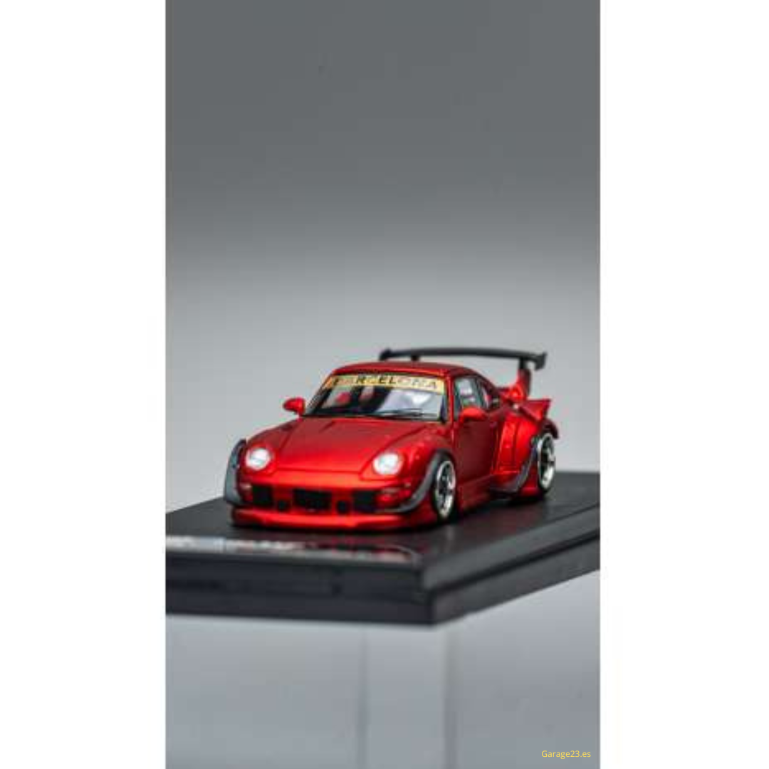 INNO64 EXCLUSIVO DE EVENTO DIECAST CON BARCELONA ' PORSCHE 993 LIMITADO A 899 PIEZAS ROJO CROMADO  1.64