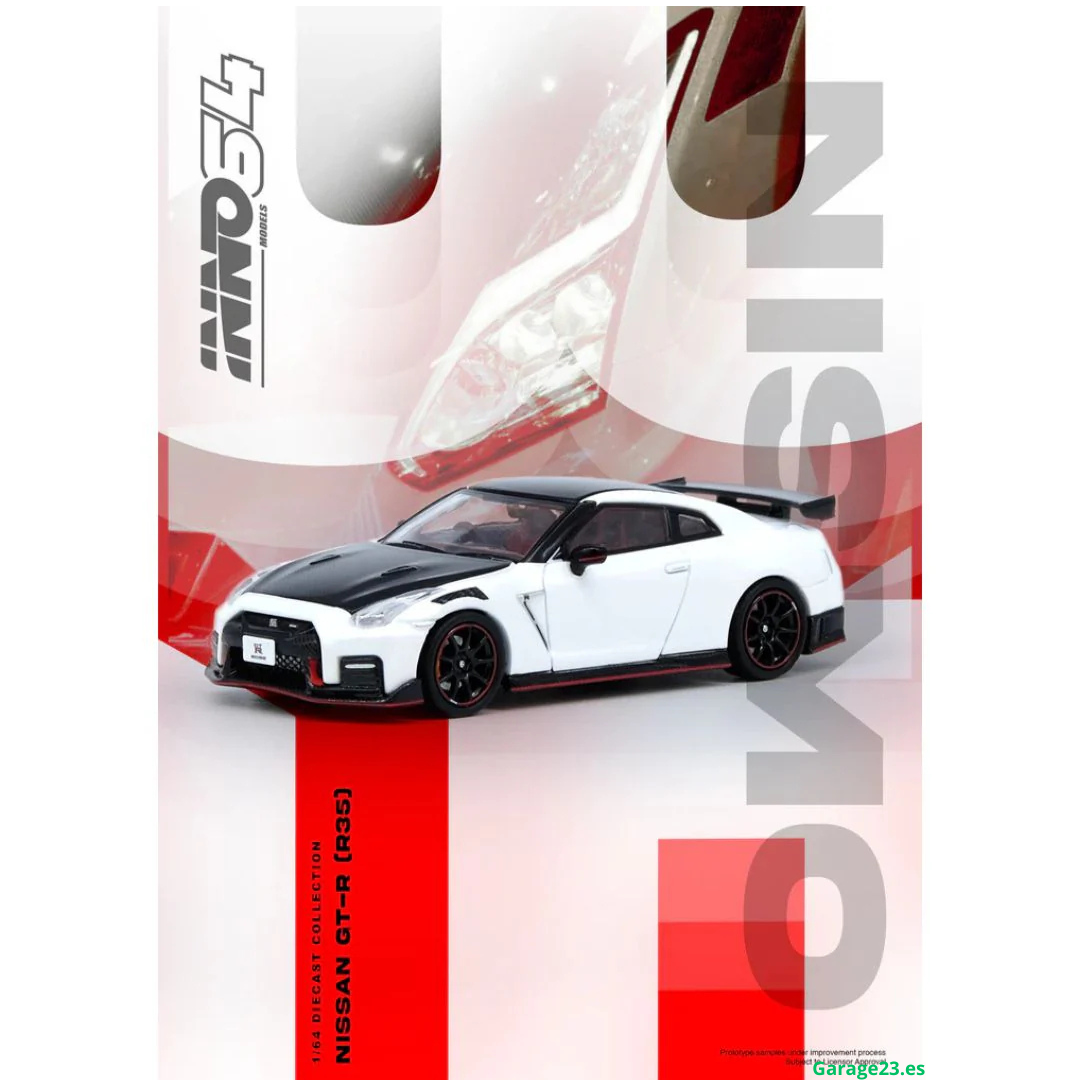 Inno64 Nissan GTR R35 Nismo Blanco Capó Negro inno