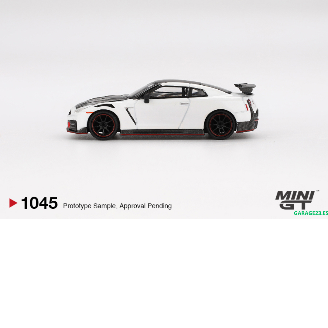 MINI GT NISSAN GTR R35 NISMO BRILLIANT WHITE PEARL 2024 # 1045