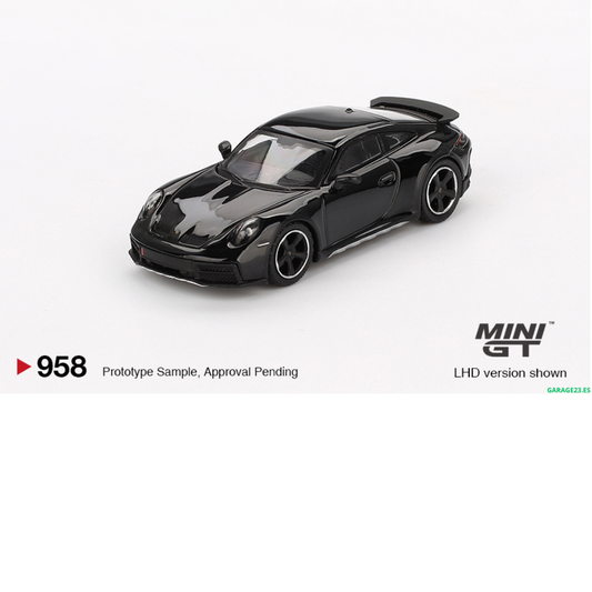 *** EN CAMINO ***MINI GT PORSCHE 911 (992) DAKAR BLACK 2023 # 958