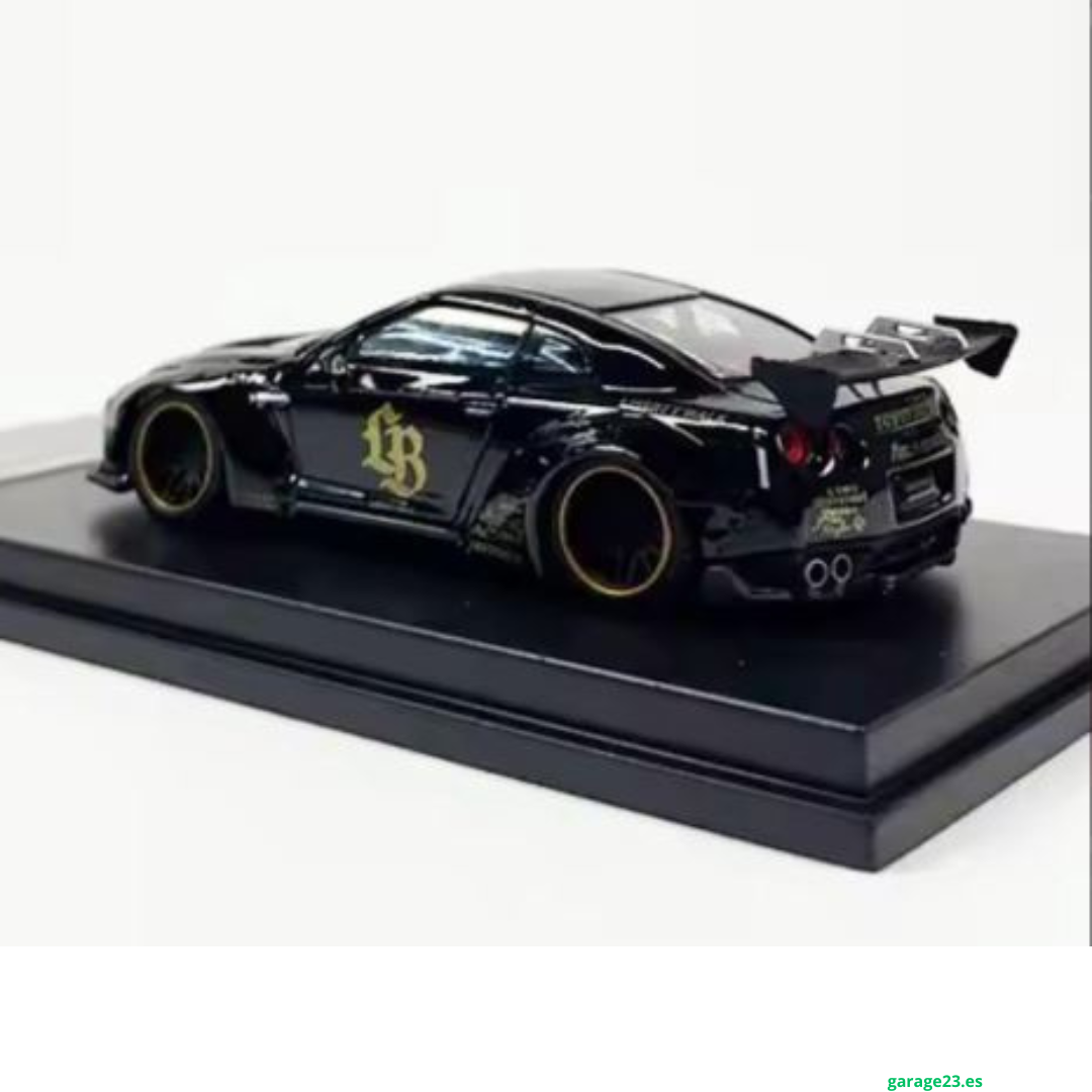 ***EN CAMINO *** My Model Collect Nissan GTR R35  Nissan LB Black/Gold 1.64