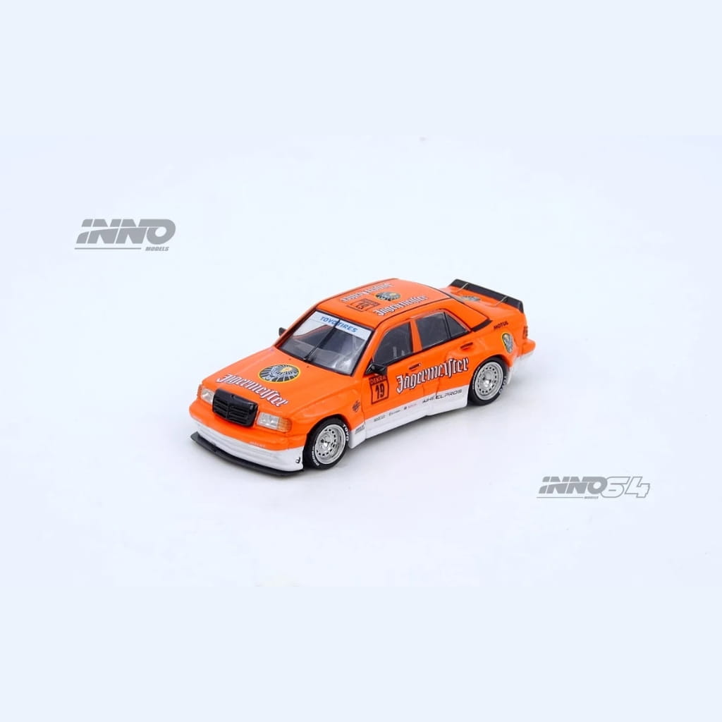 Inno64 Rocket Bunny 190E Pandem Naranja IN64-190EP-JGMT