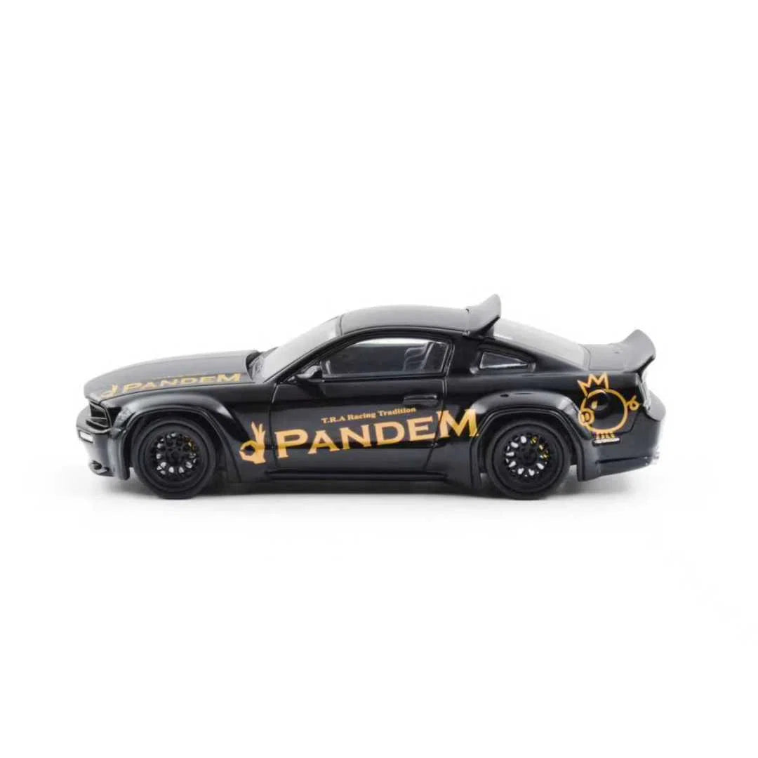 Model Model 1/64  Pandem Mustang Black