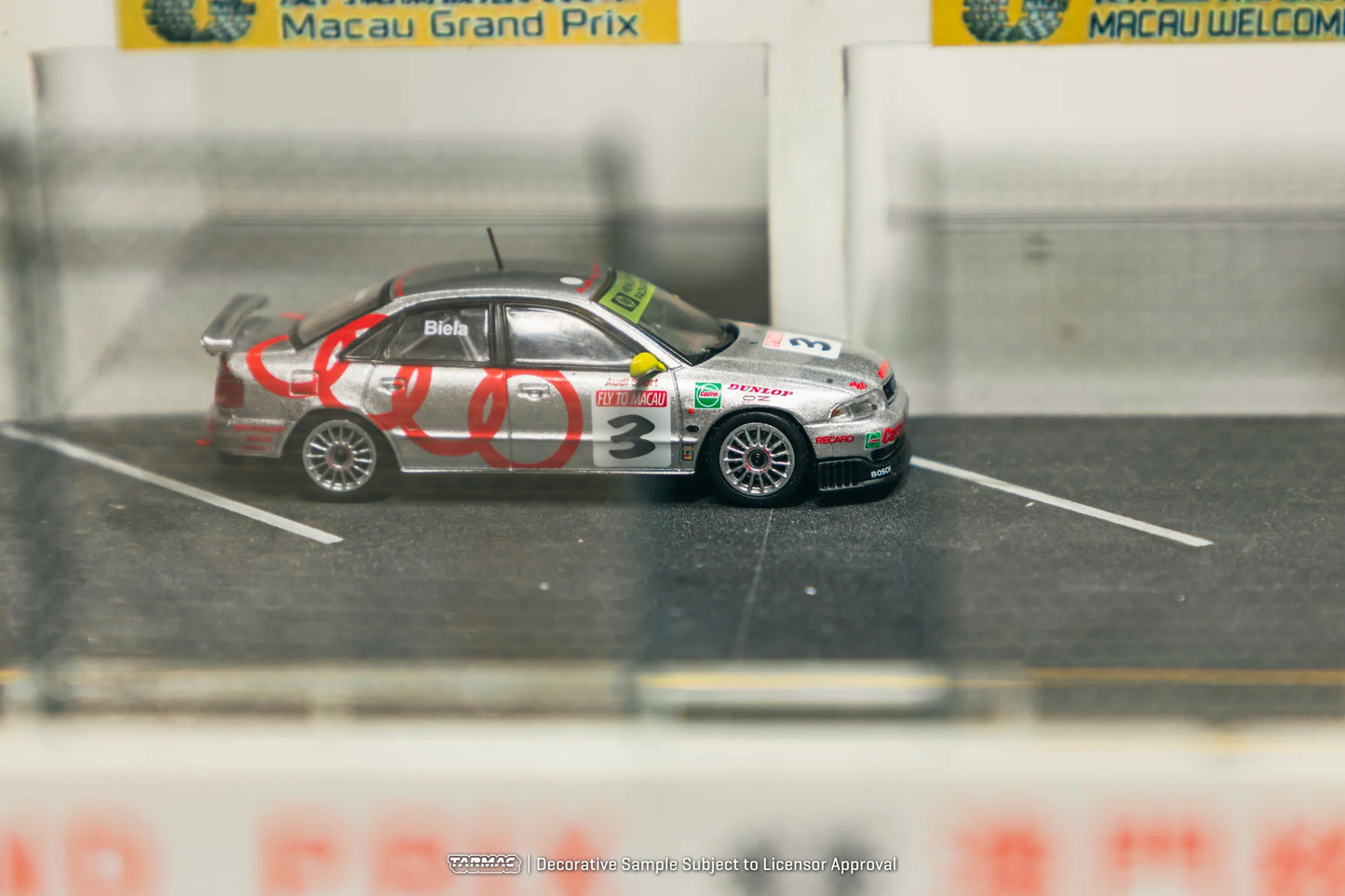 Tarmac Works 1/64  1996 Audi A4 Quattro #3 Frank BielaMacau Guia Race Winner TC-T64-077-96MGP03