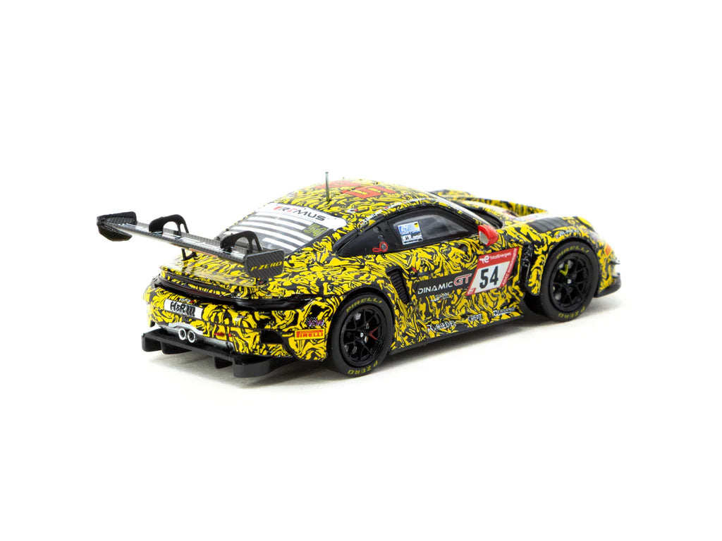 Tarmac Works x iXO Models Porsche 911 GT3 R 24h de Nürburgring 2023 C. Engelhart/A. Güven # 54 - HOBBY64