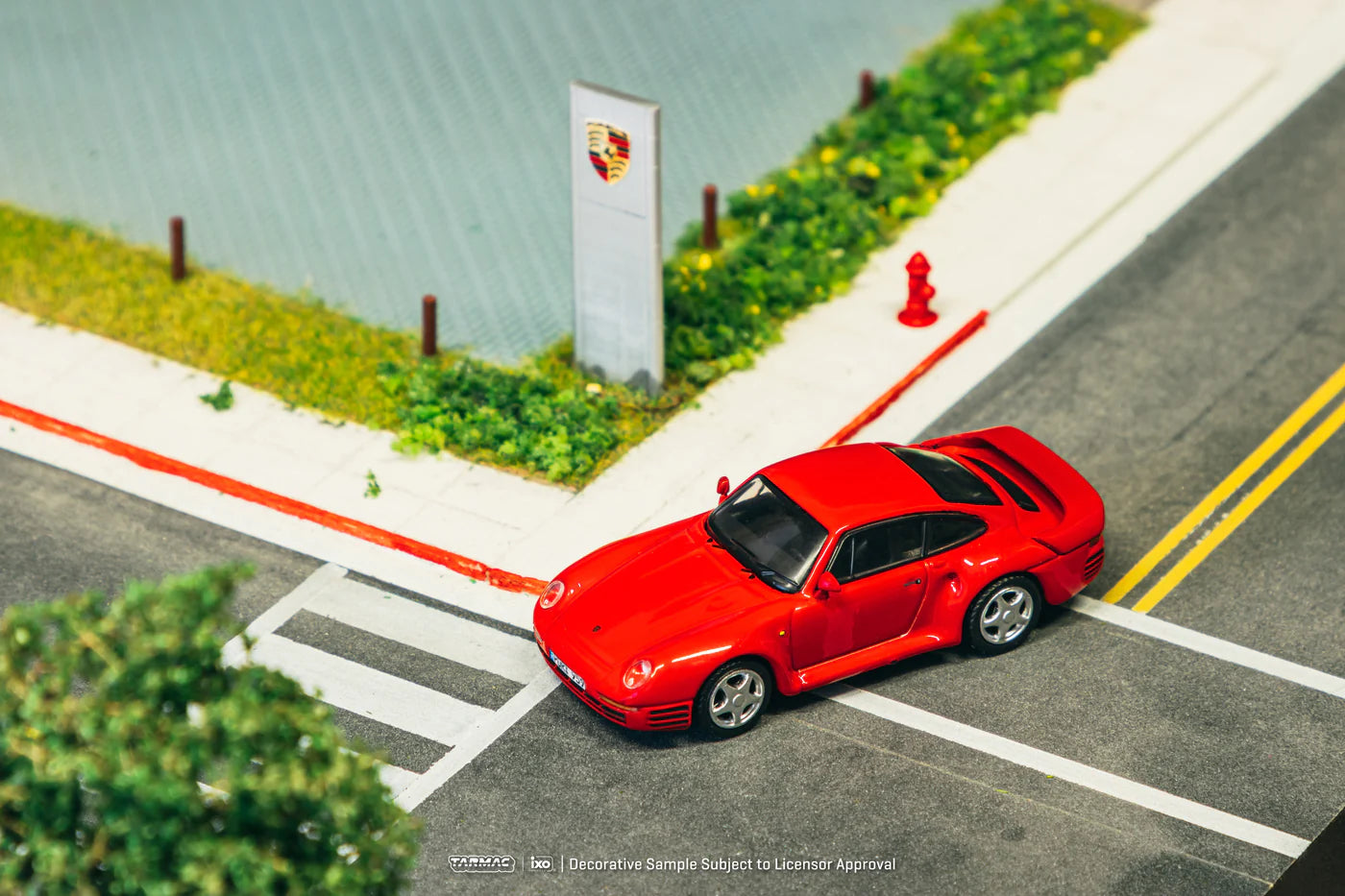 Tarmac Works 1.64  Porsche 959 Rojo