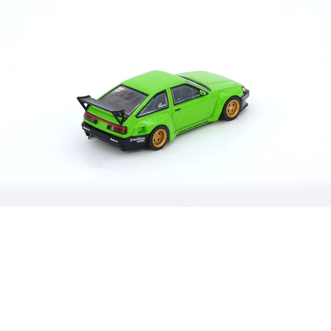Inno64 Toyota Corolla Levin AE86 "PANDEM / ROCKET BUNNY" Verde 1.64