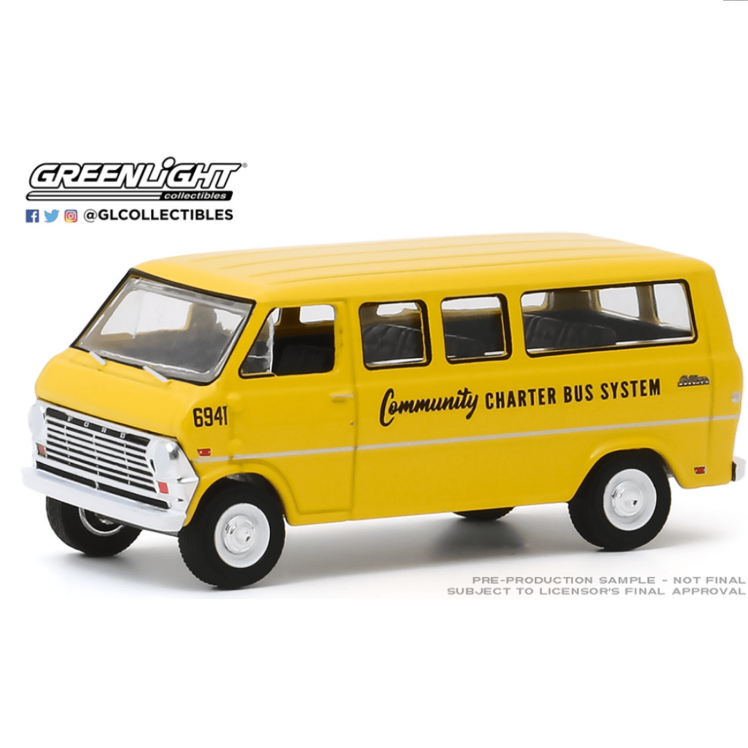 Furgoneta Ford Club Wagon - "Autobús escolar" (1968) Greenlight 1/64 - Garage23