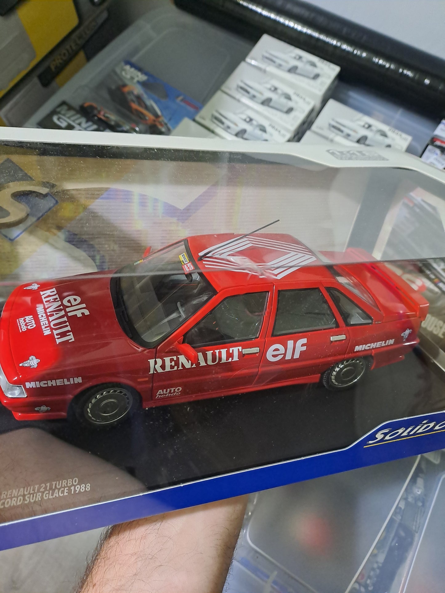 1/18 Solido Renault 21 TURBO Mk1 – Récord de velocidad sobre hielo – 1988